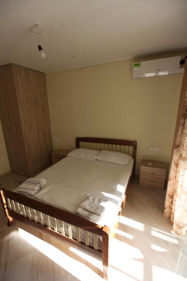 Angjelo Apartments Σαράντα Εξωτερικό φωτογραφία